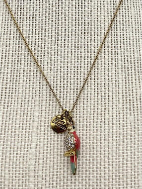 JUICY COUTURE COLORFUL PARROT PENDANT CHARM RARE GOLD W CRYSTALS CHAIN NECKLACE